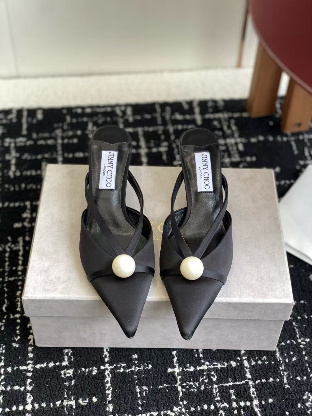 jimmycho0 高品質のパールポイントハイヒール【50％割引+送料無料】