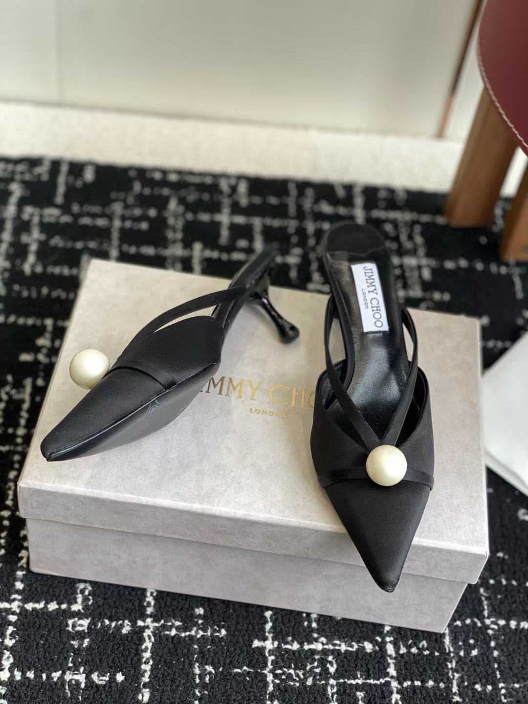 jimmycho0 高品質のパールポイントハイヒール【50％割引+送料無料】