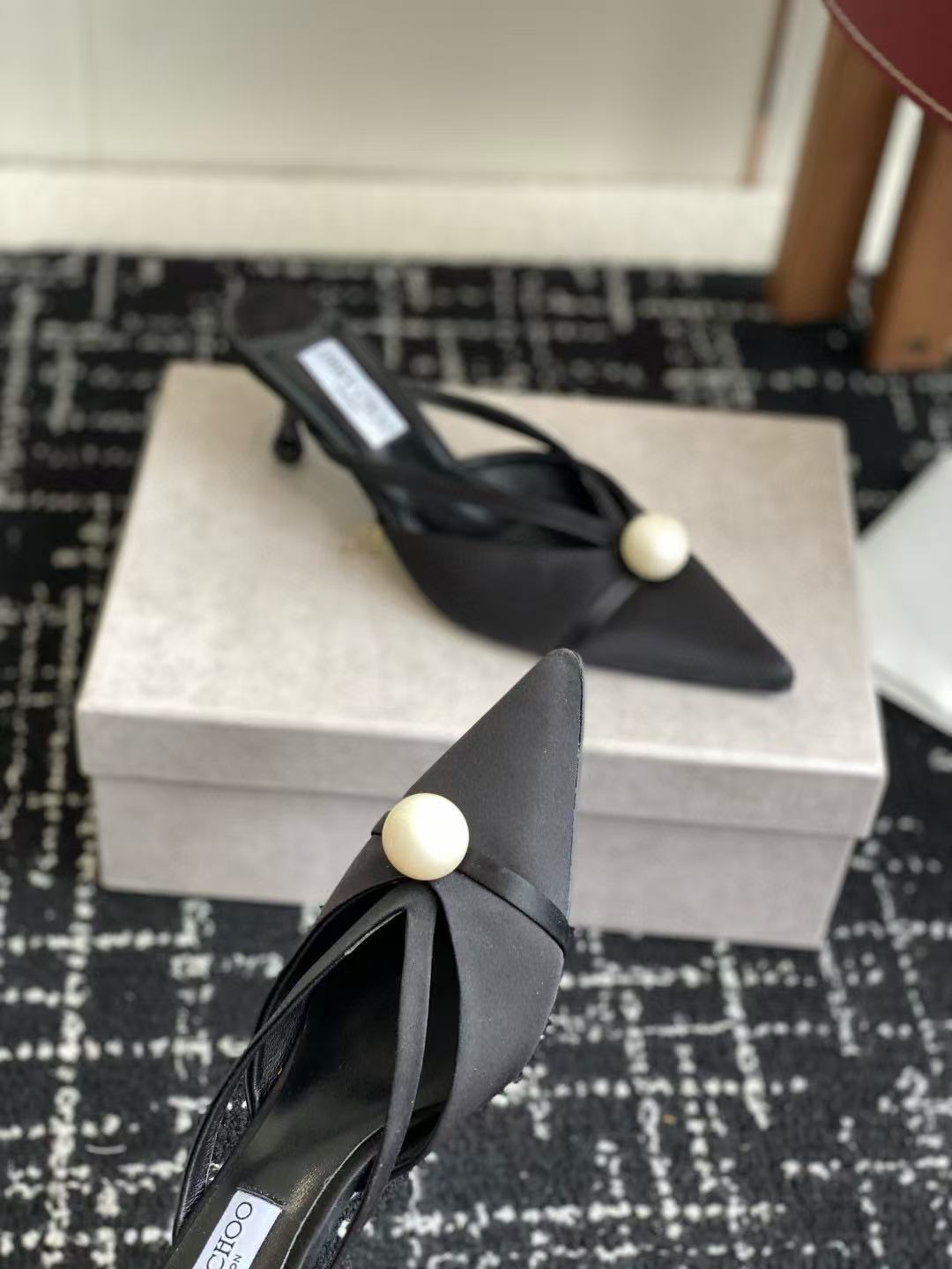 jimmycho0 高品質のパールポイントハイヒール【50％割引+送料無料】