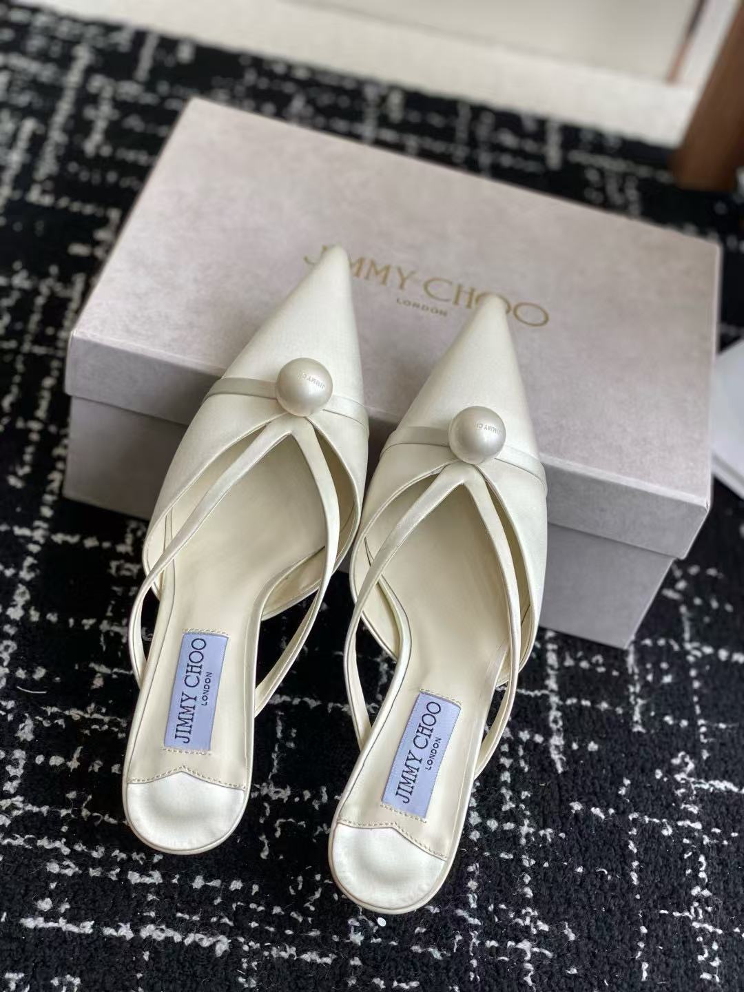 jimmycho0 高品質のパールポイントハイヒール【50％割引+送料無料】