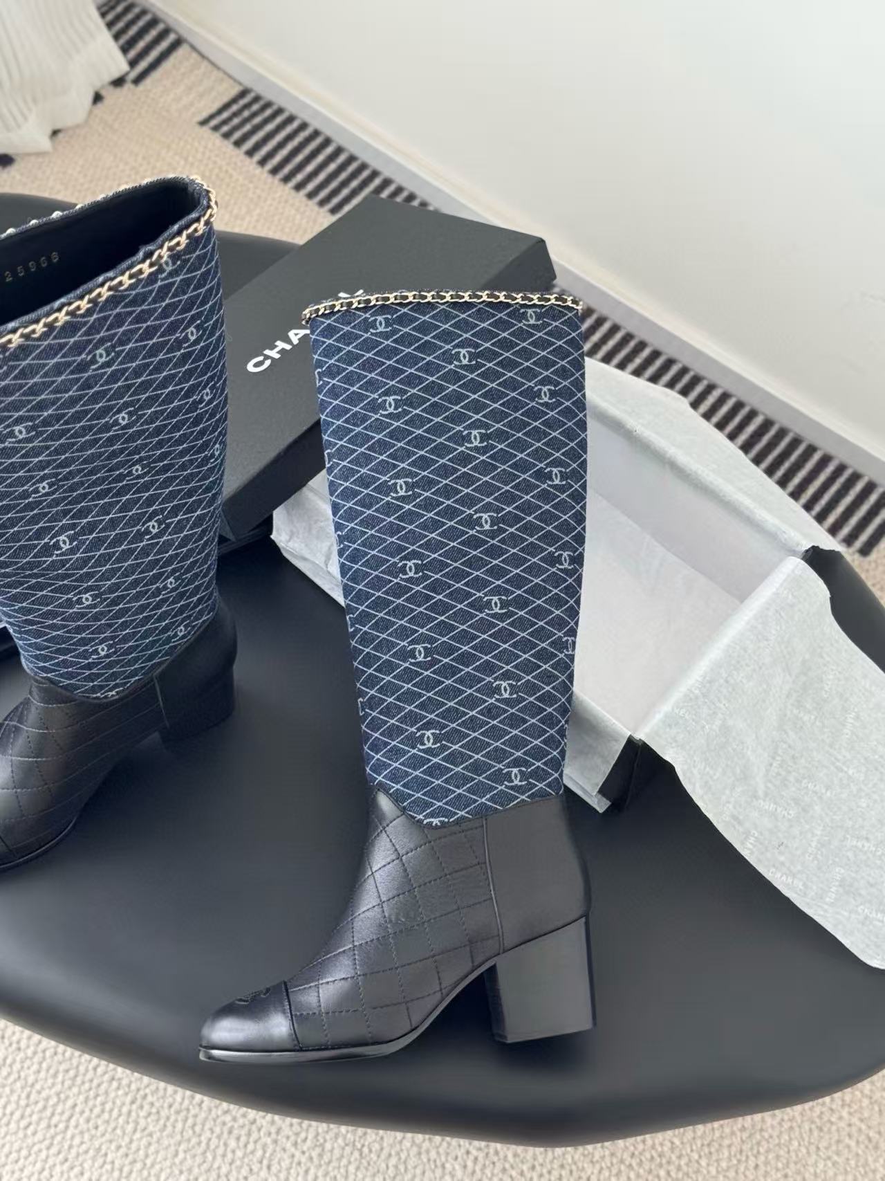 CHANE1 高品質ロゴチェーンハイブーツ【50％割引+送料無料】