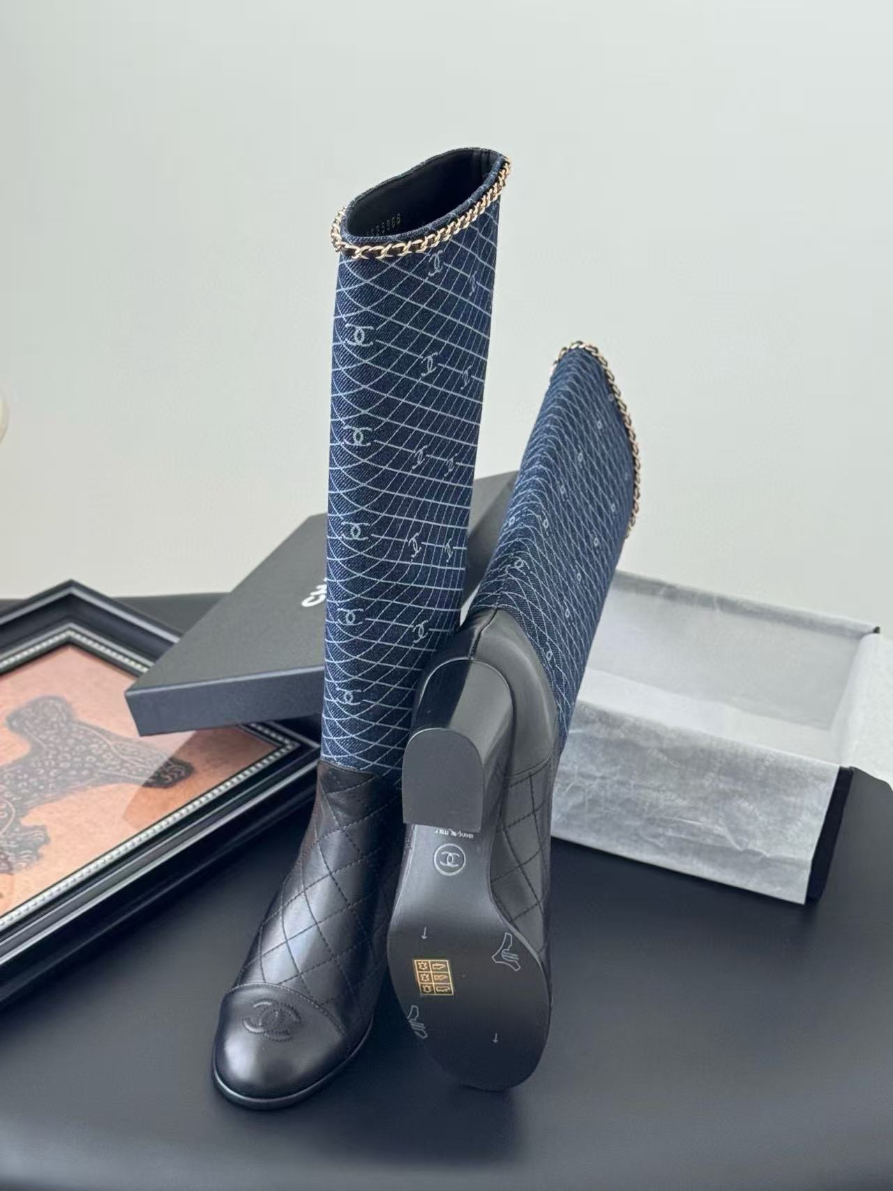 CHANE1 高品質ロゴチェーンハイブーツ【50％割引+送料無料】