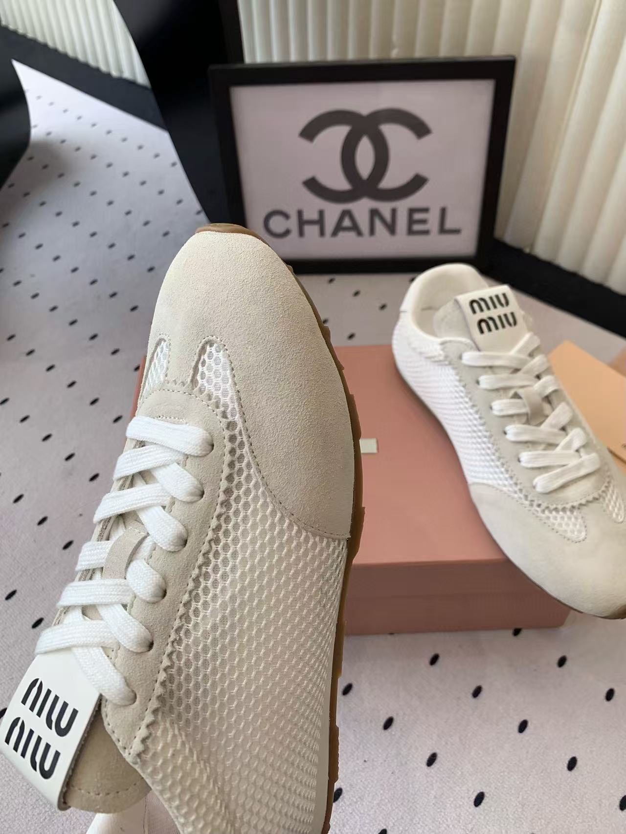 M1UM1U 高品質メッシュカジュアルシューズ【50％割引+送料無料】