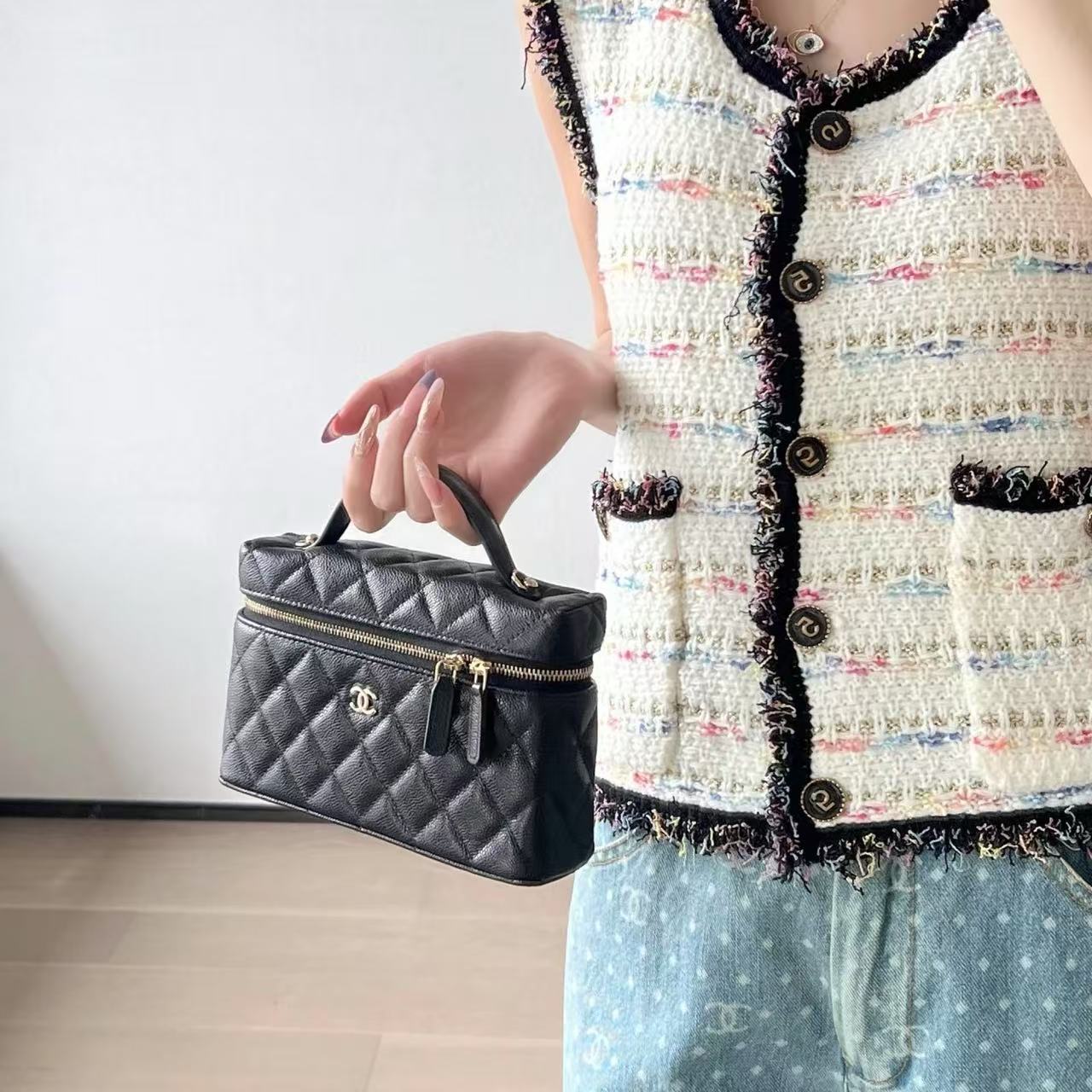 CHANE1 チェーンハンドバッグ【50％割引+送料無料】