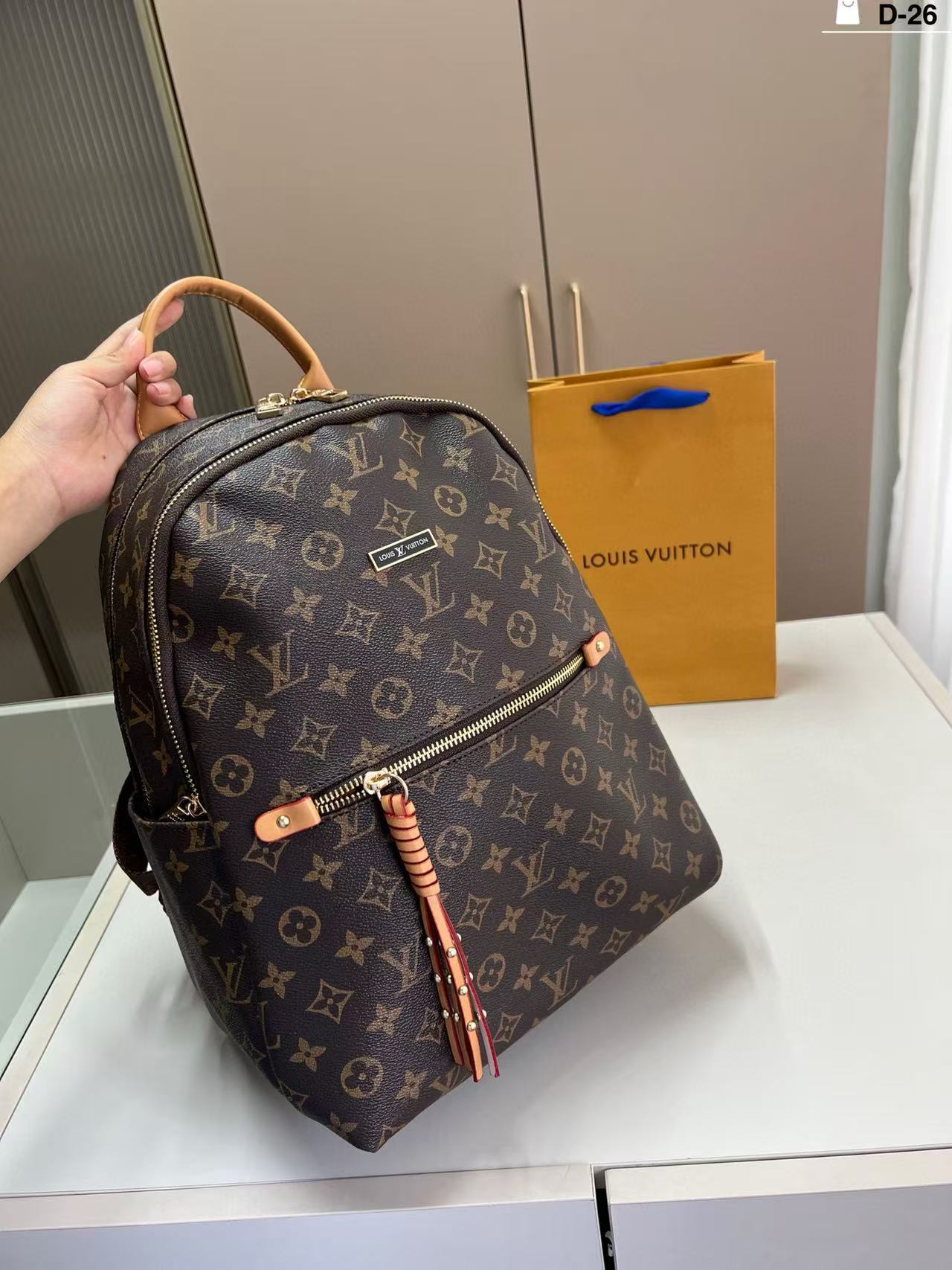 LVプリントバックパック【50％割引+送料無料】