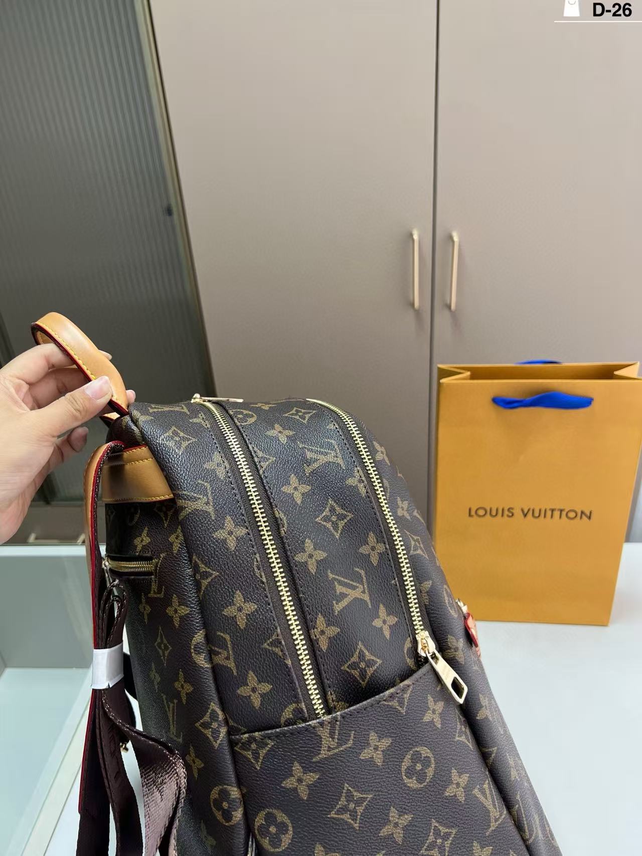 LVプリントバックパック【50％割引+送料無料】