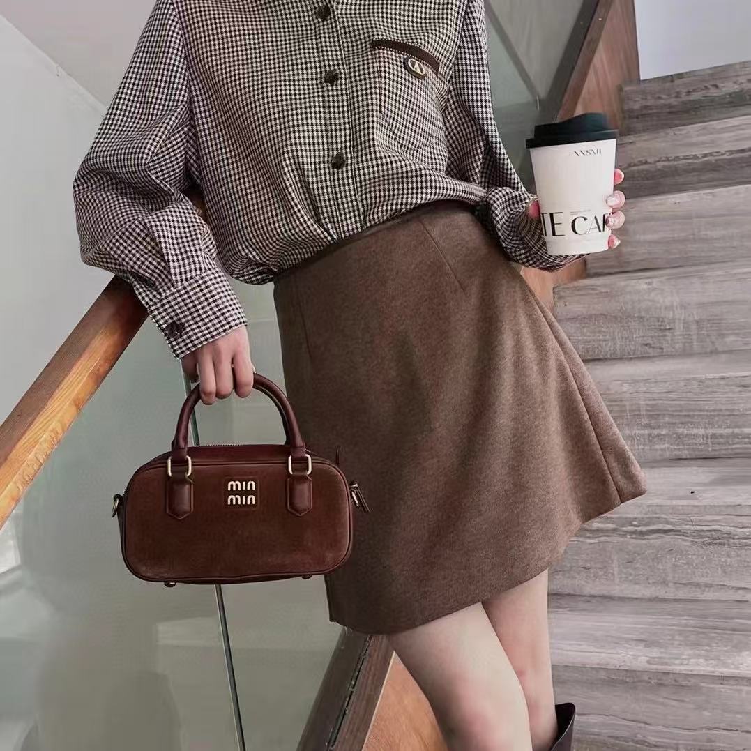 M1UM1U ディアスキン ボウリングボール【50％割引+送料無料】