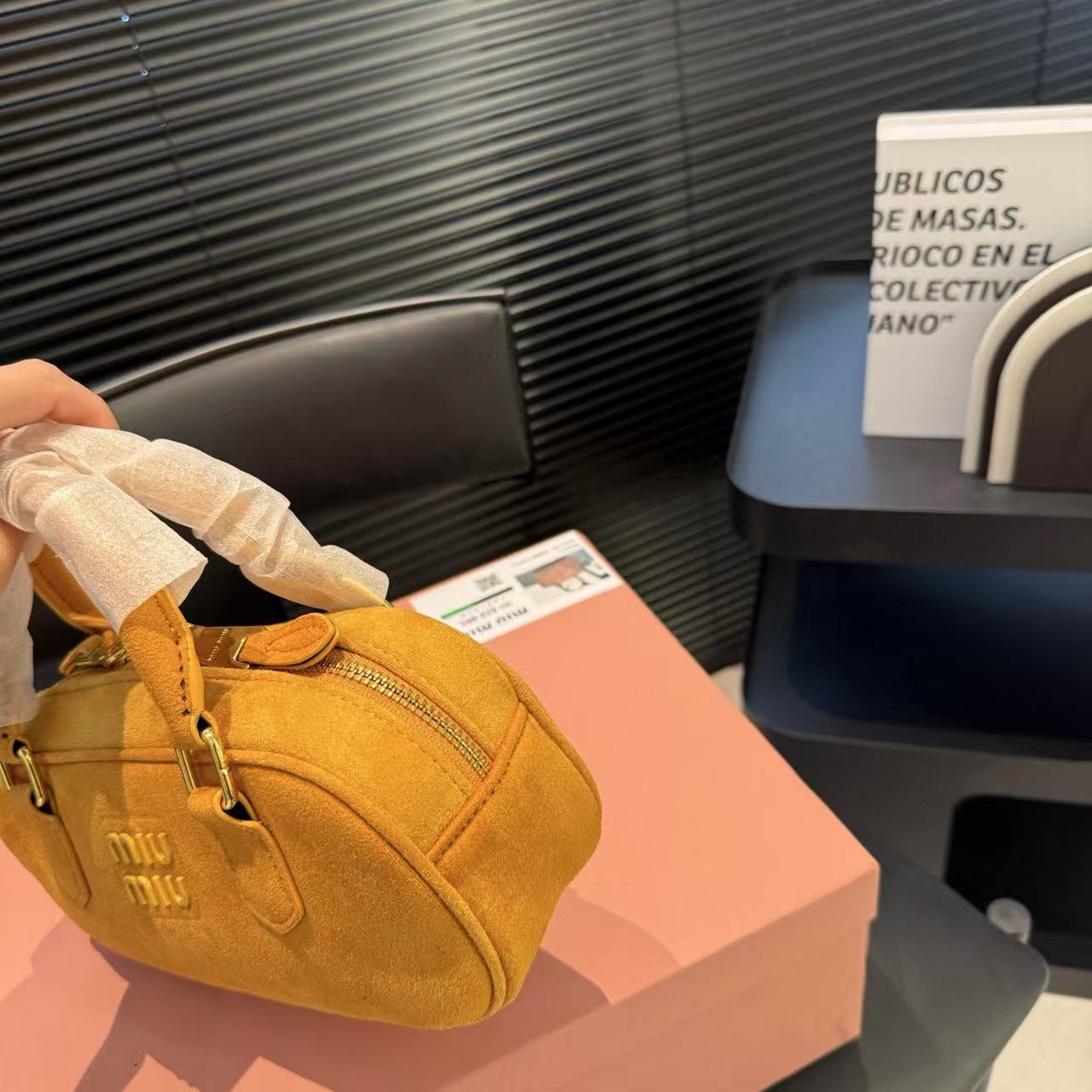 M1UM1U ディアスキン ボウリングボール【50％割引+送料無料】