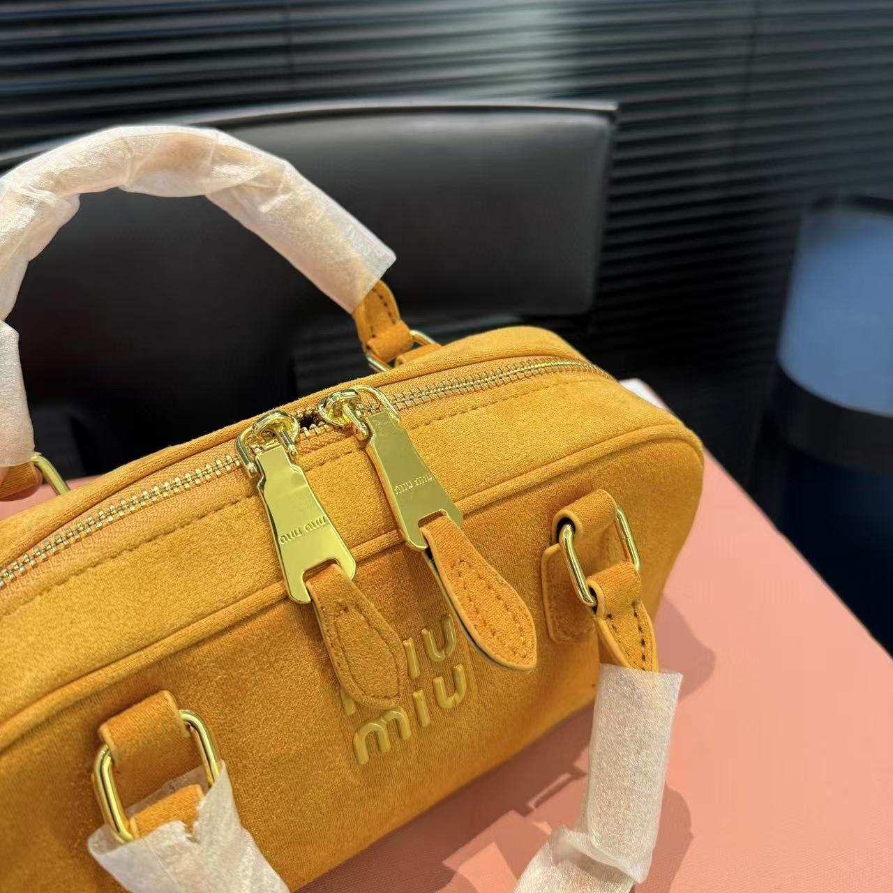 M1UM1U ディアスキン ボウリングボール【50％割引+送料無料】