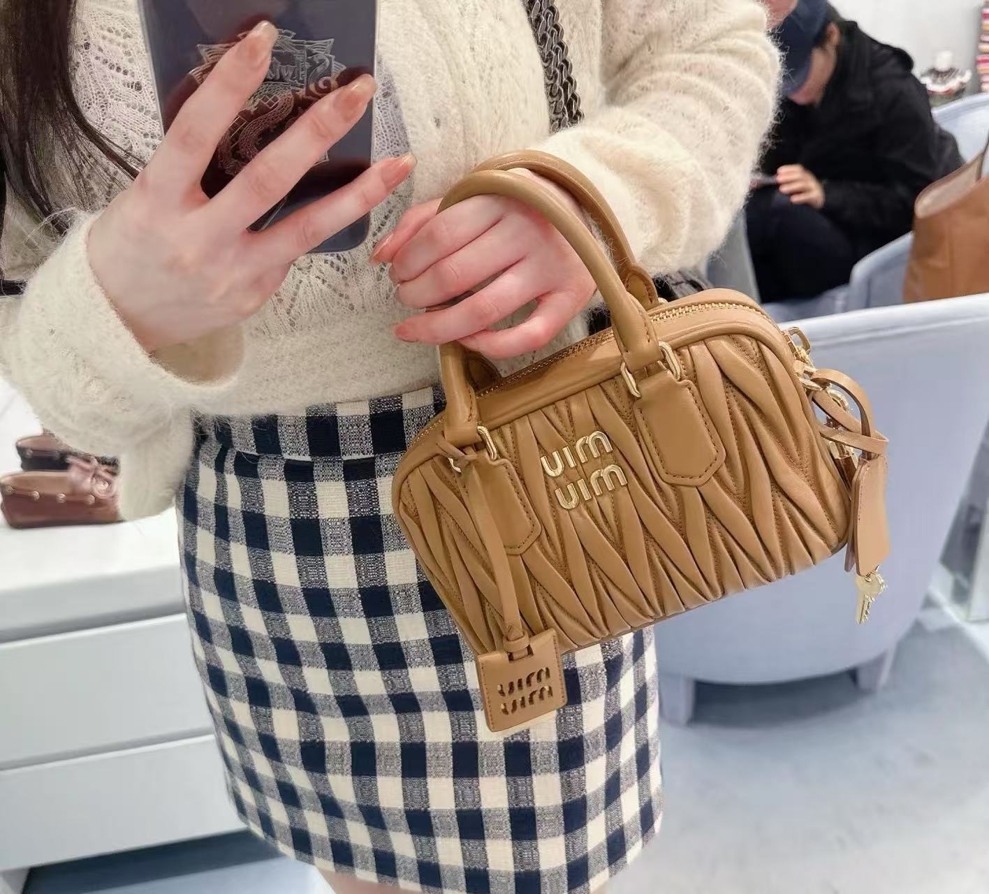 M1UM1U プリーツトートバッグ【50％割引+送料無料】