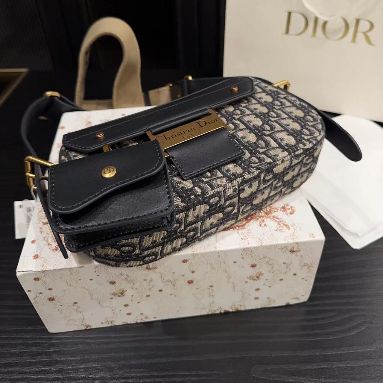 DI0R Street Chicクロスボディバッグ【50％割引+送料無料】