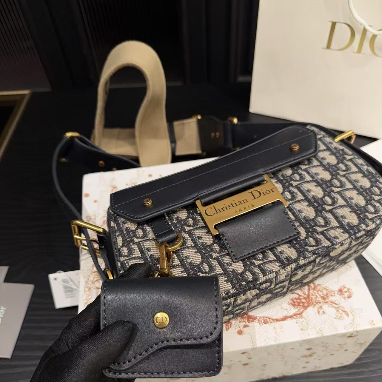 DI0R Street Chicクロスボディバッグ【50％割引+送料無料】