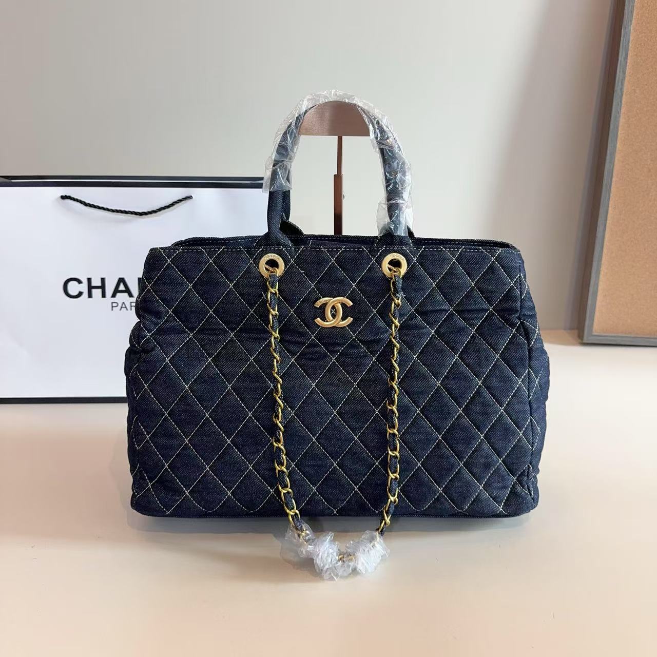 CHANE1 デニムチェーンショッピングバッグ【50％割引+送料無料】