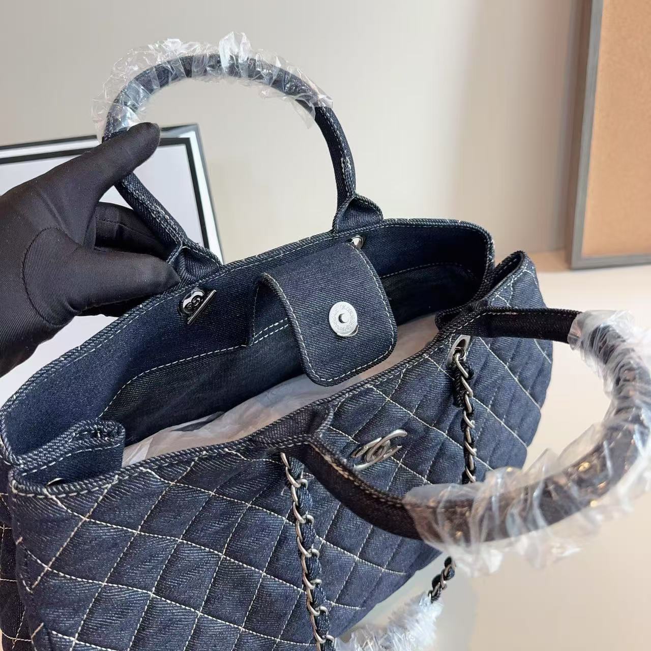 CHANE1 デニムチェーンショッピングバッグ【50％割引+送料無料】