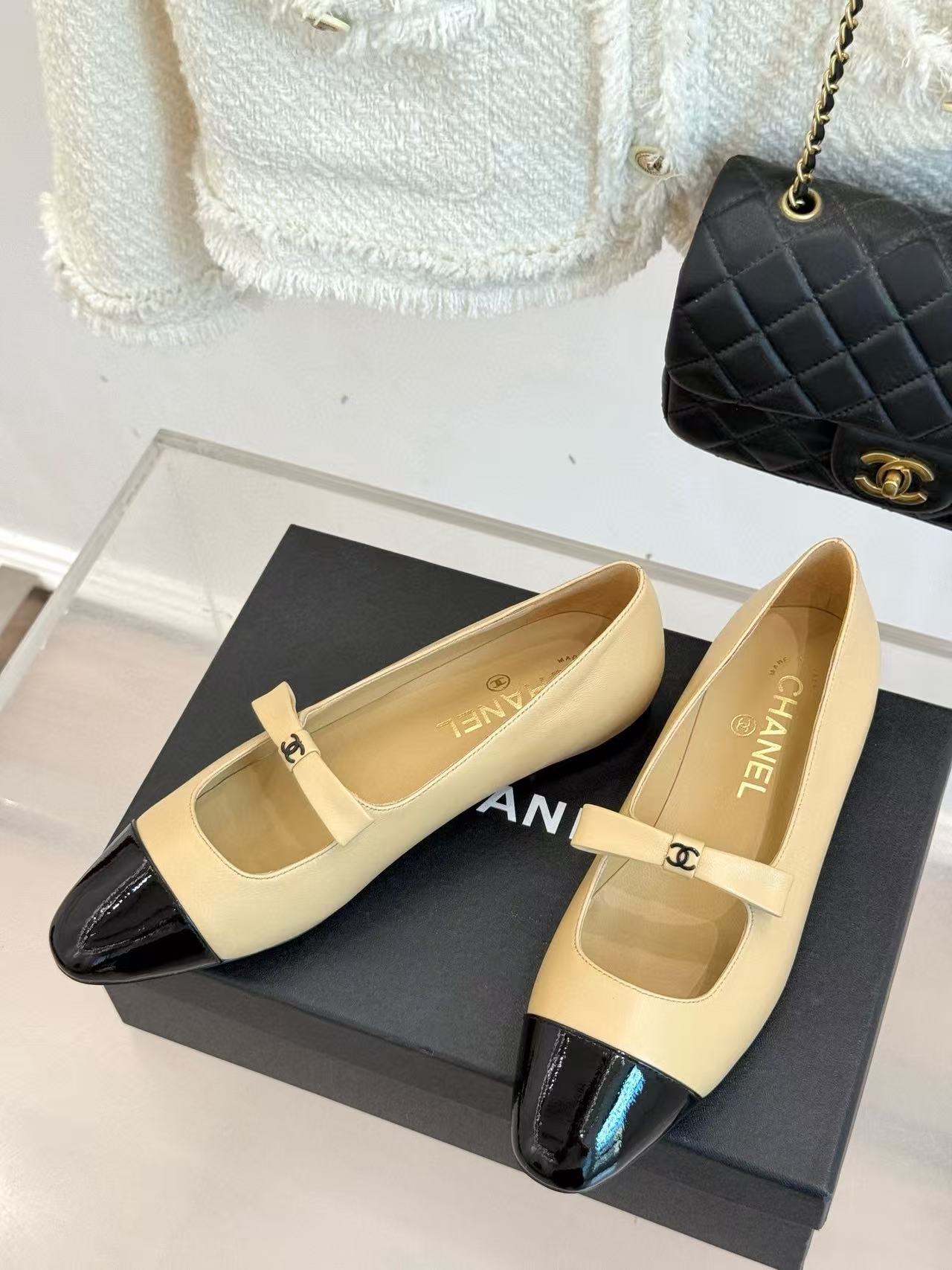 CHANE1 高品質ダブルCボウフラットシューズ【50％割引+送料無料】