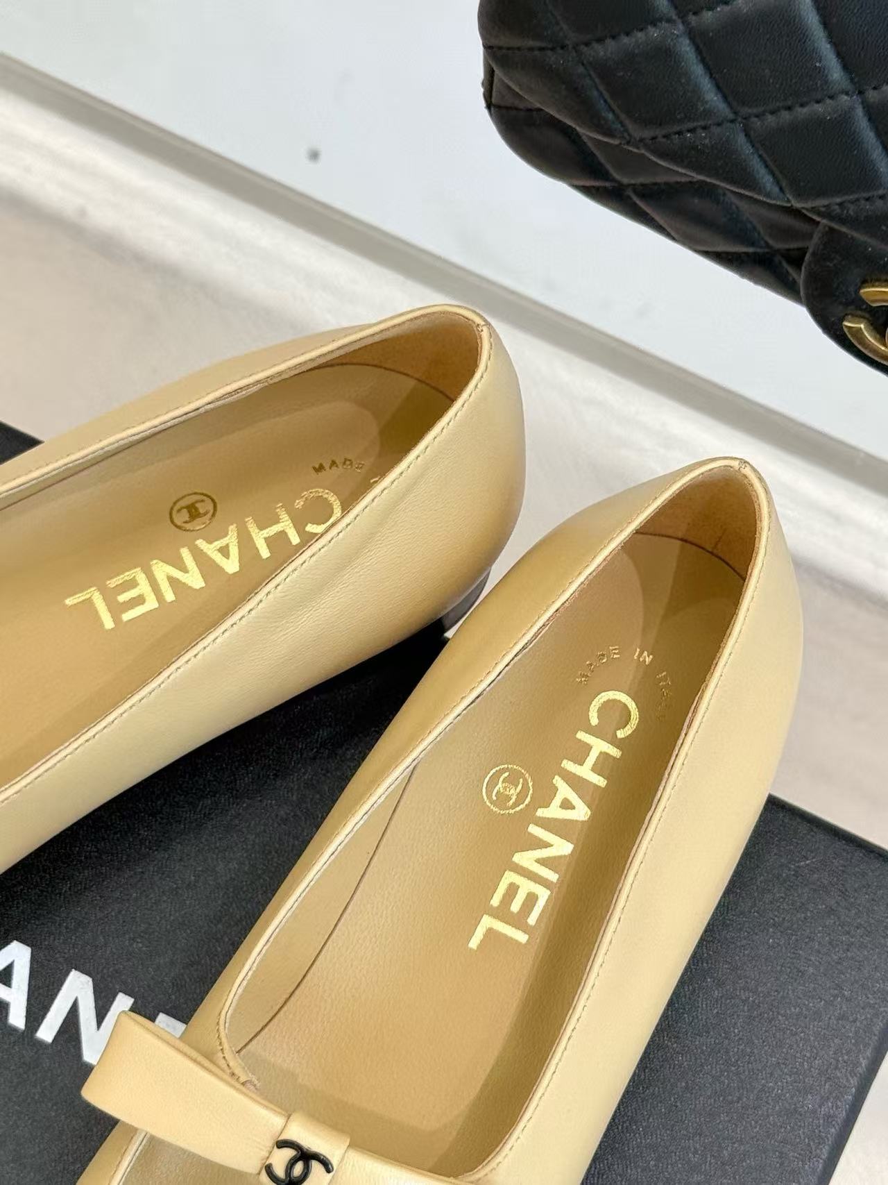 CHANE1 高品質ダブルCボウフラットシューズ【50％割引+送料無料】