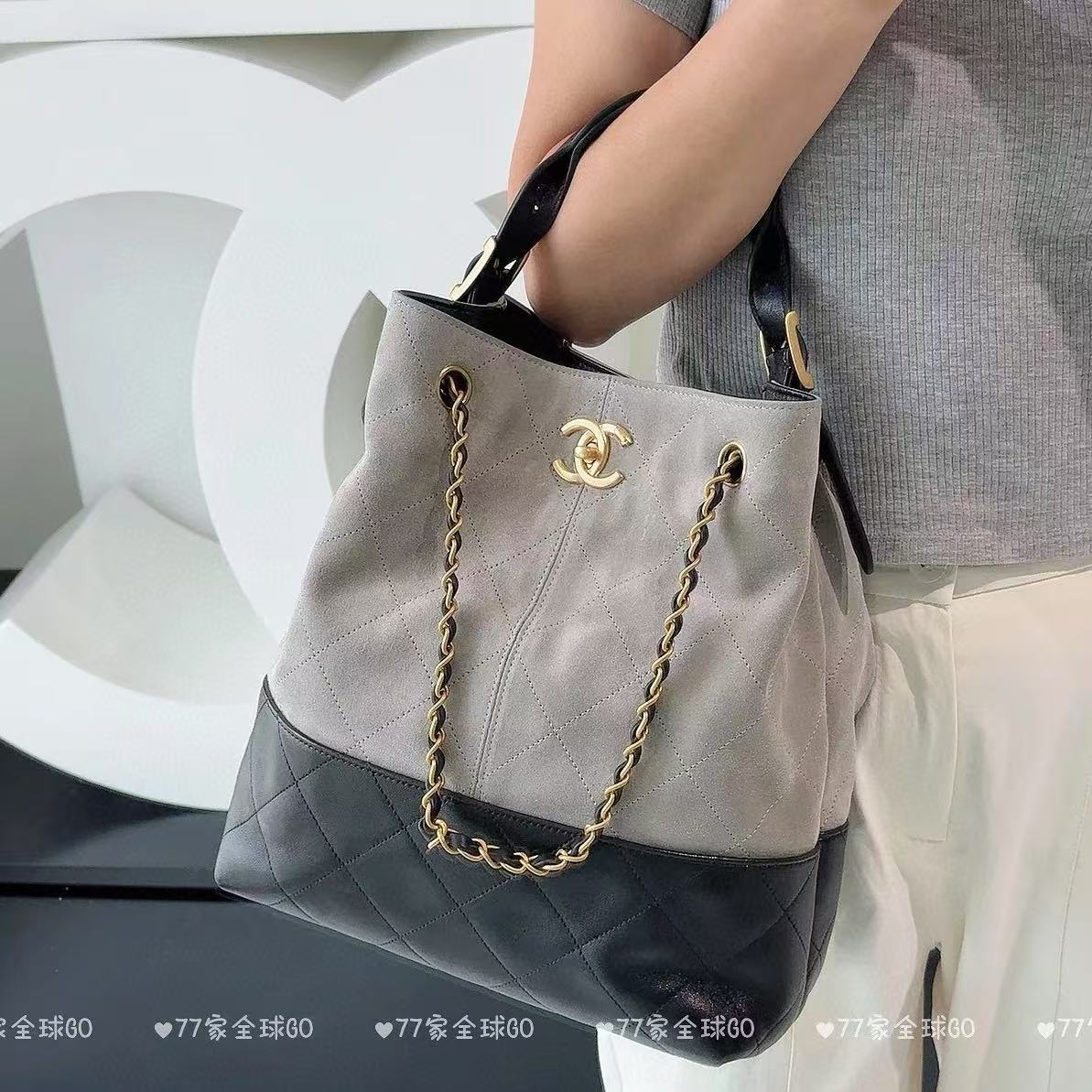 CHANE1 ディアスキンチェーン アンダーアームバッグ【50％割引+送料無料】