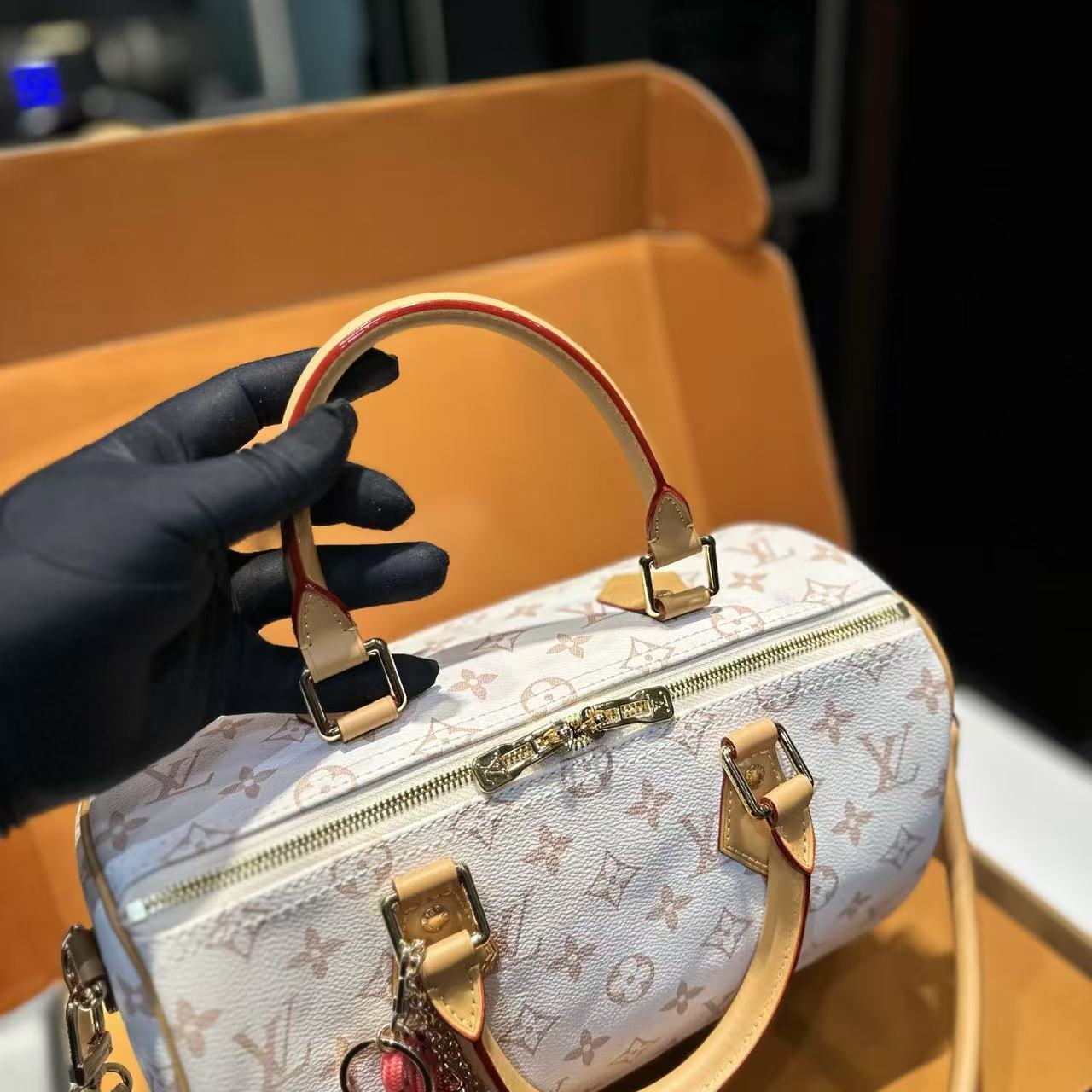 LV sppedyハンドバッグ【50％割引+送料無料】