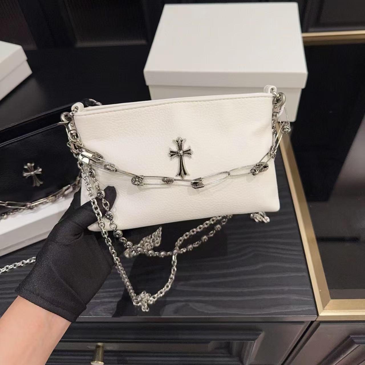 Chr0me Hearts チェーン アンダーアームバッグ【50％割引+送料無料】