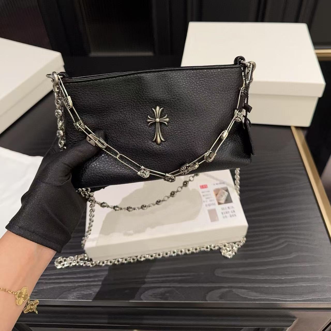 Chr0me Hearts チェーン アンダーアームバッグ【50％割引+送料無料】