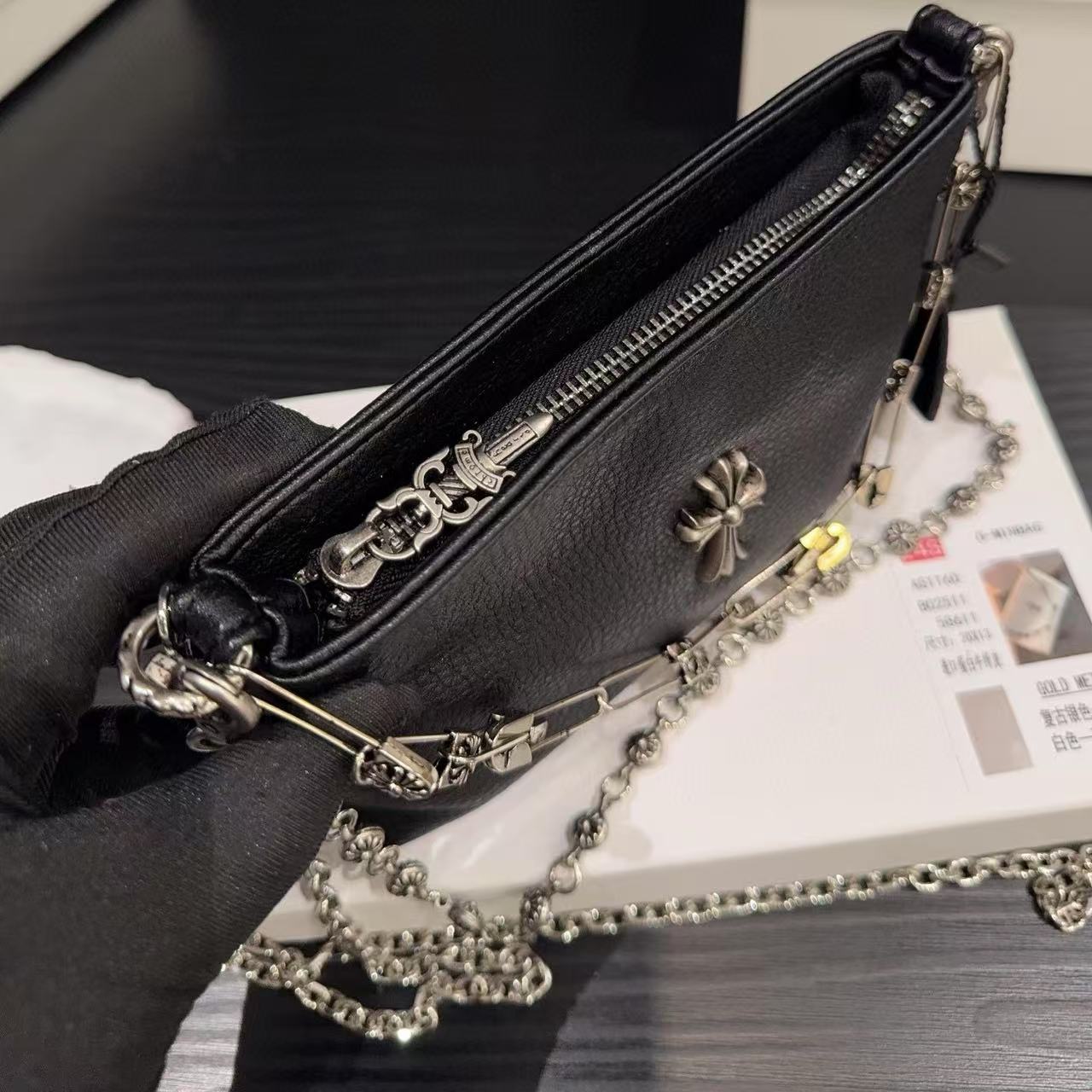 Chr0me Hearts チェーン アンダーアームバッグ【50％割引+送料無料】