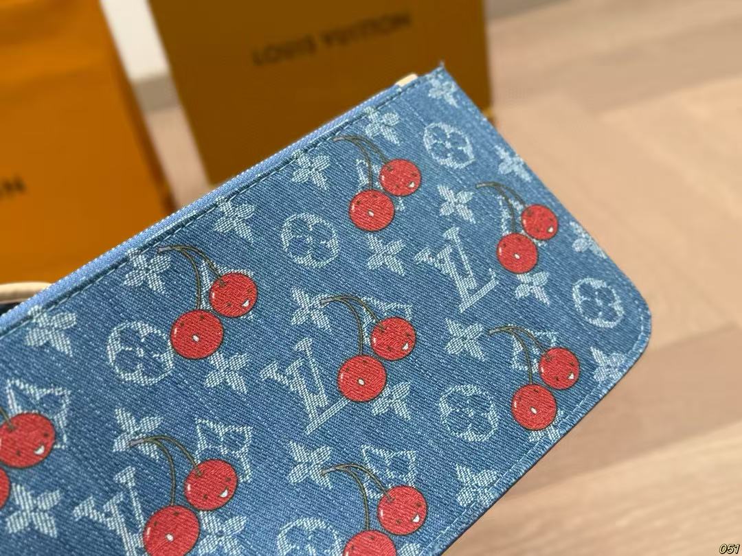 LVチェリーデニムショッピングバッグ【50％割引+送料無料】
