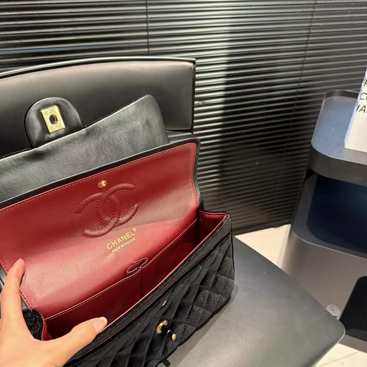 CHANE1CF ゴールドベルベットショルダーバッグ【50％割引+送料無料】