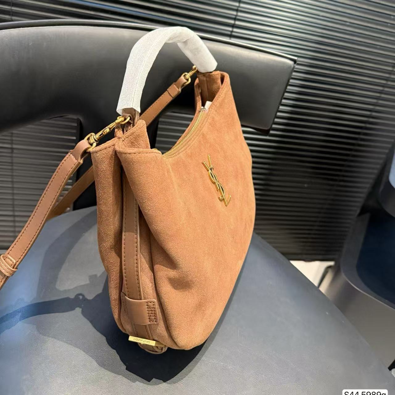 YSL ディアスキン アンダーアームバッグ【50％割引+送料無料】