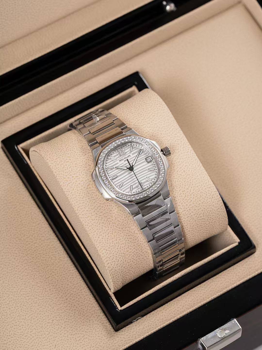 PATEK PH1LIPPE女性用スチールストラップウォッチ【50％割引+送料無料】