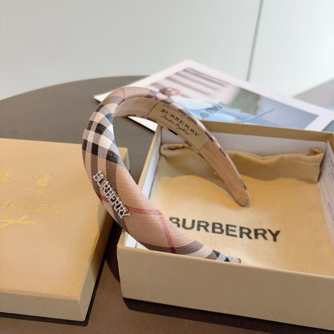 BUR8ERRY チェック柄ヘッドバンド【50％割引+送料無料】