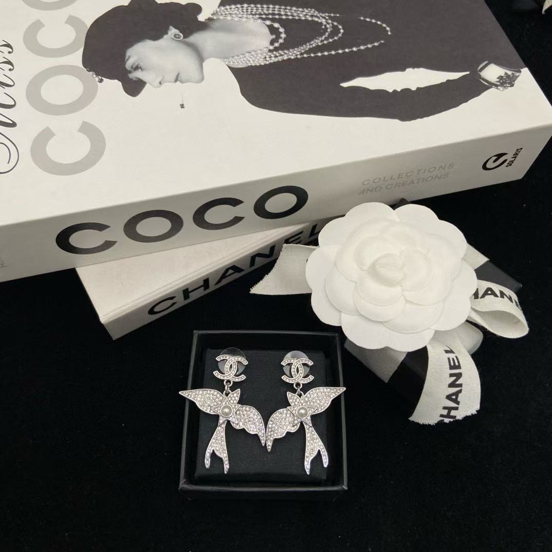 CHANE1 ダブルC バード ダイヤモンド イヤリング【50％割引+送料無料】