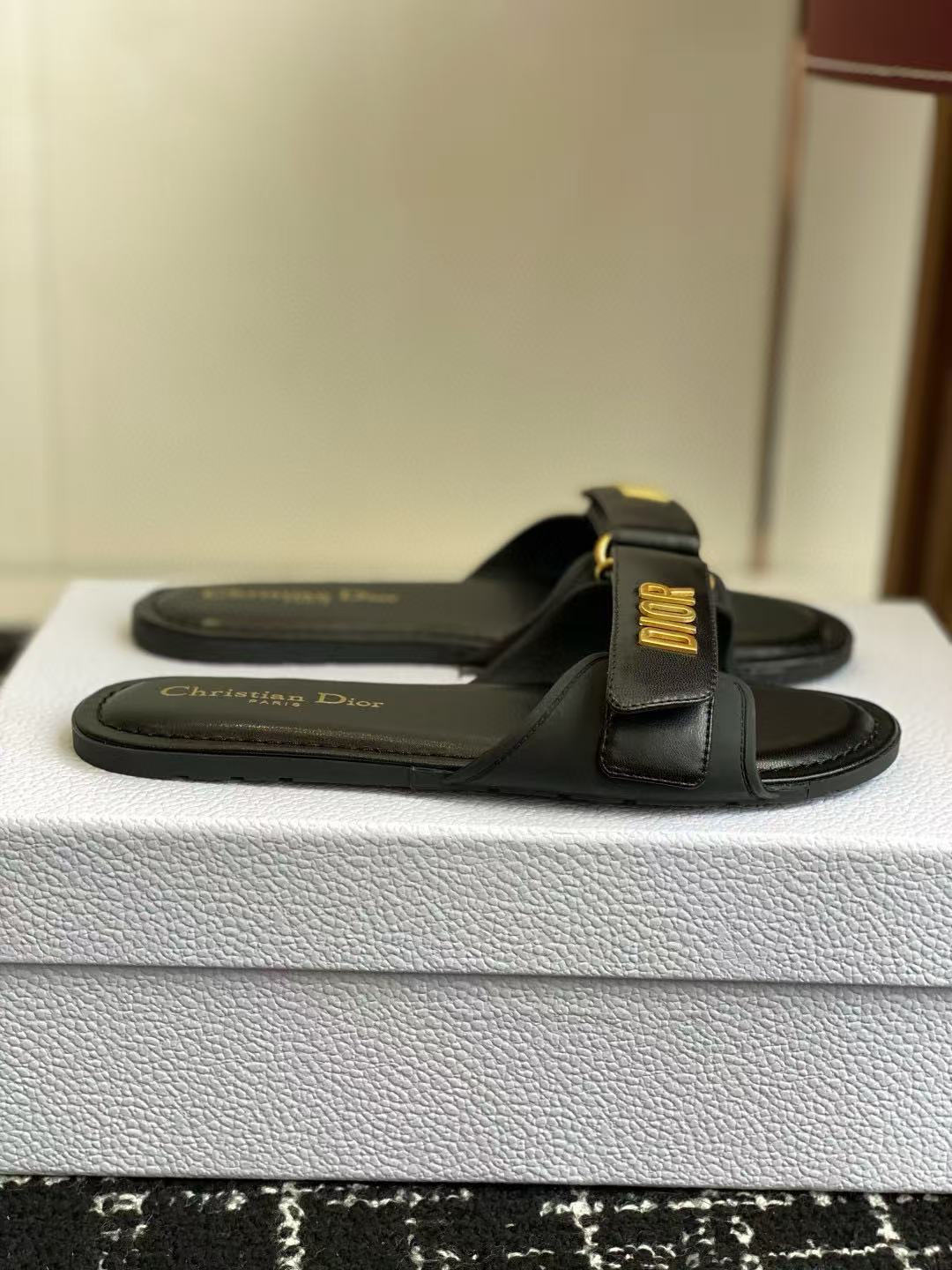 DI0Rの高品質シンプルスリッパ【50％割引+送料無料】