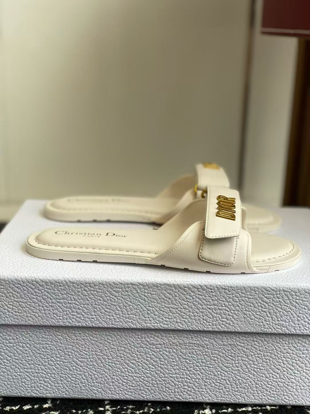 DI0Rの高品質シンプルスリッパ【50％割引+送料無料】