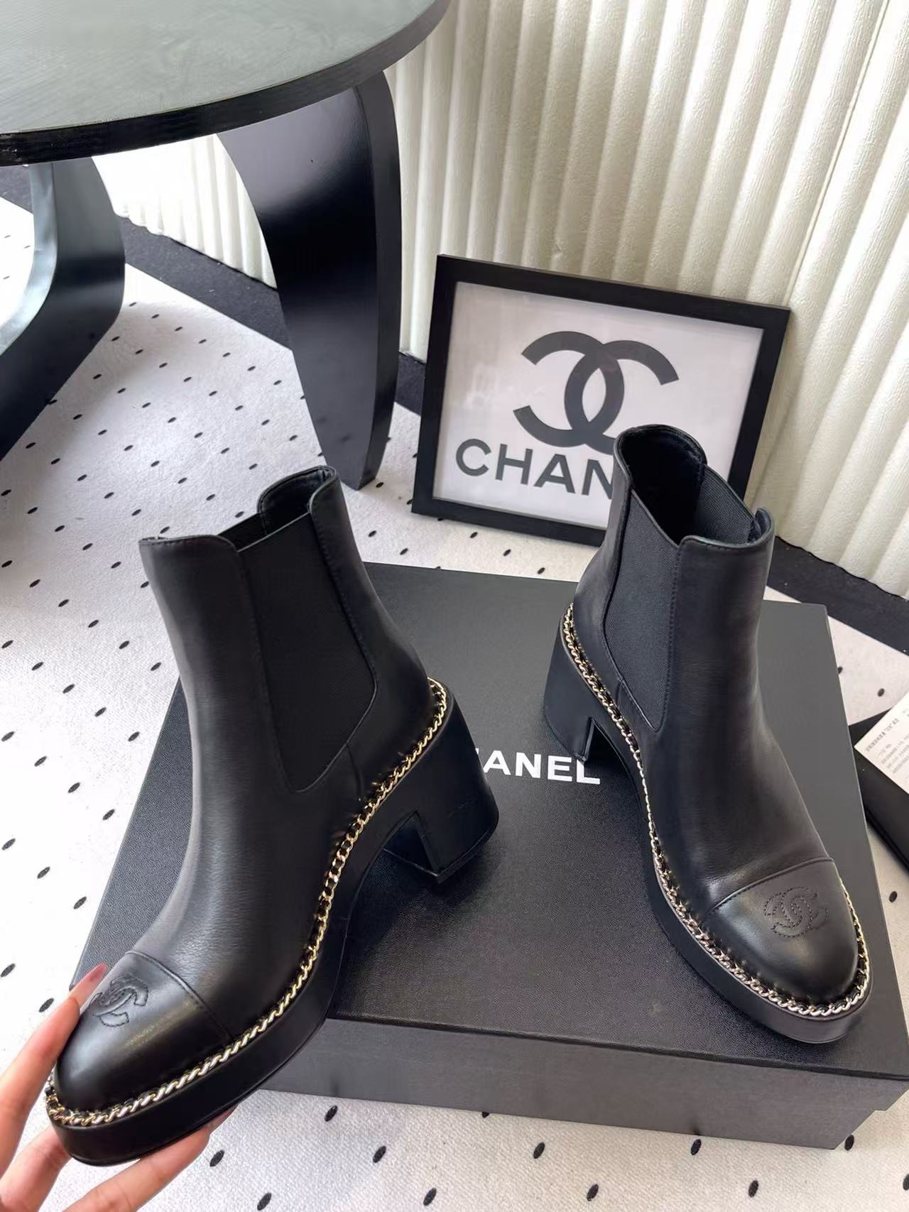 CHANE1 高品質チェーン厚底アンクルブーツ【50％割引+送料無料】
