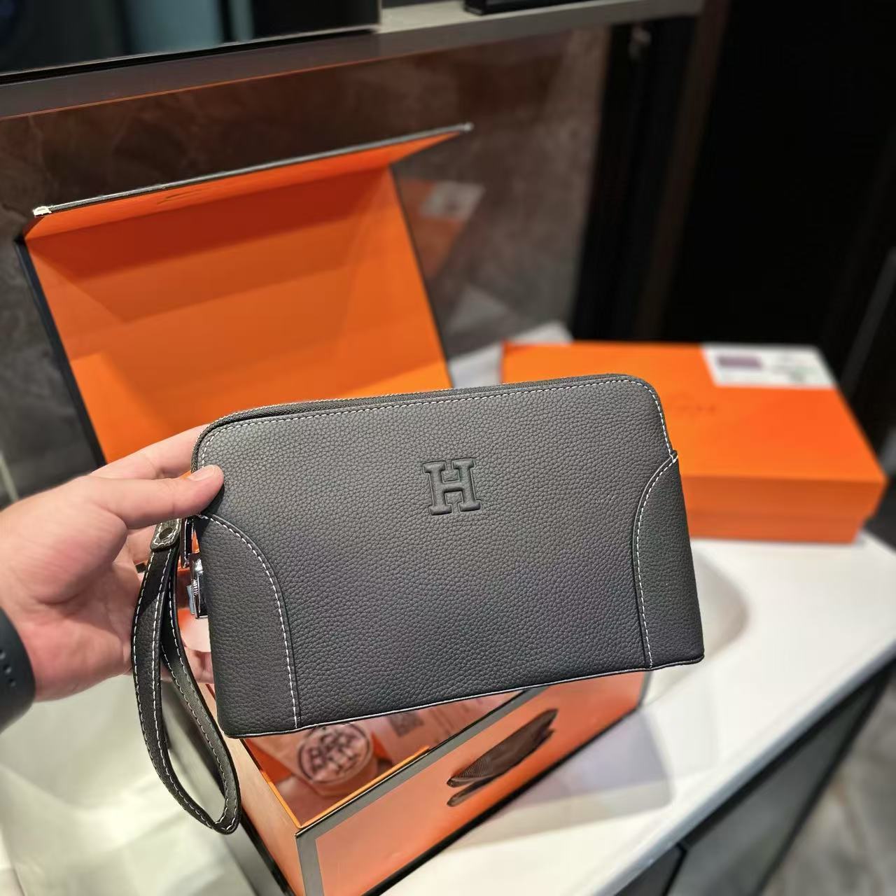 HERME5 シンプルレザークラッチ【50％割引+送料無料】