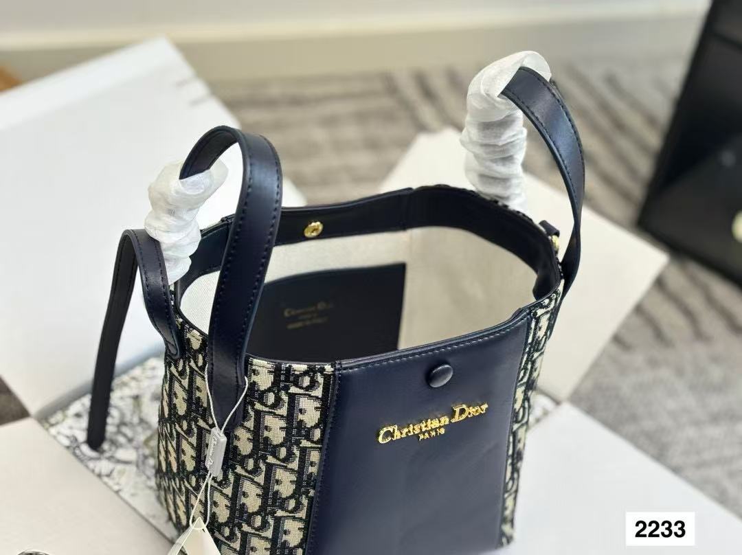 DI0Rプリントバケットバッグ【50％割引+送料無料】