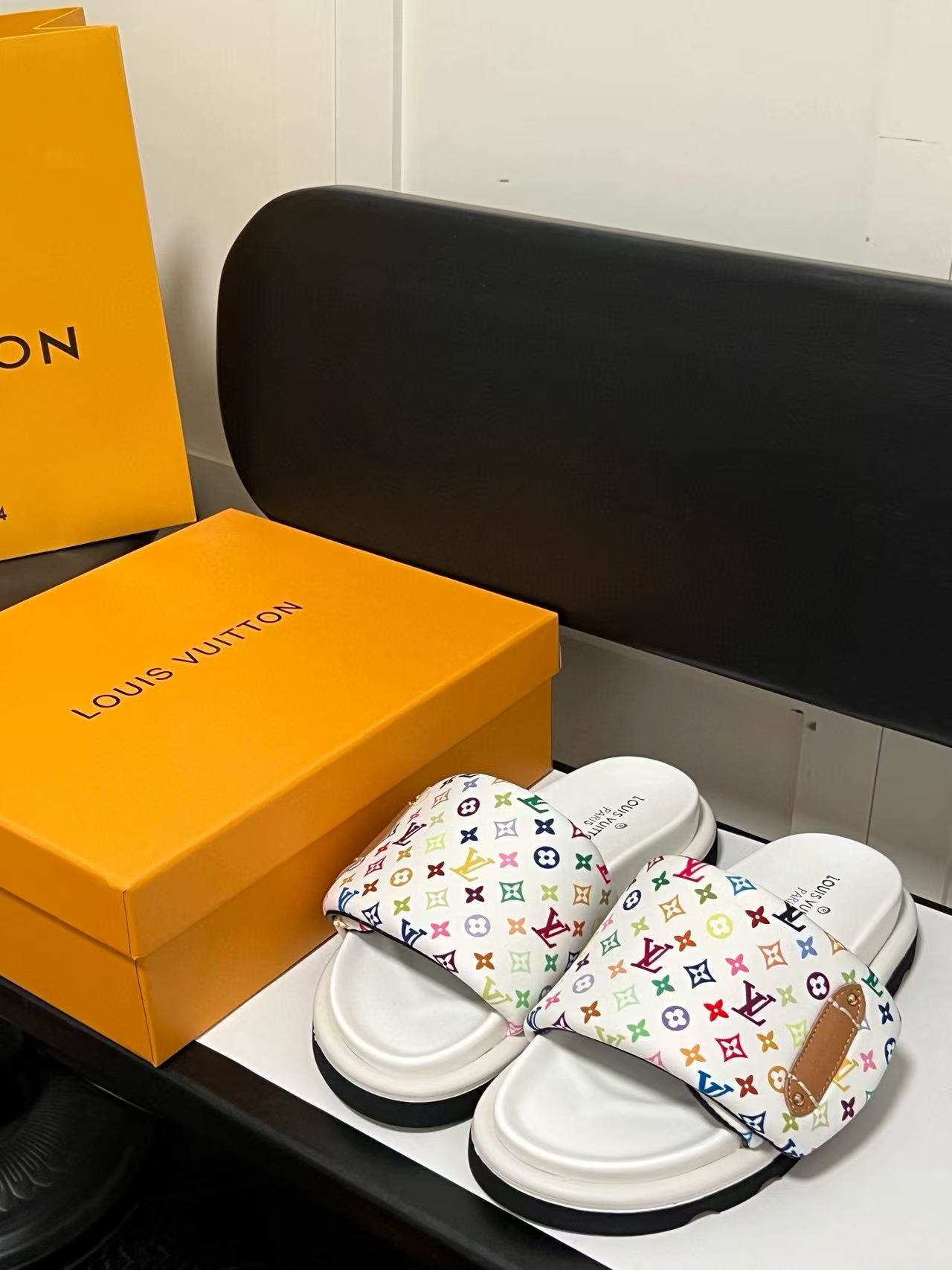LVプリントスリッパ【50％割引+送料無料】