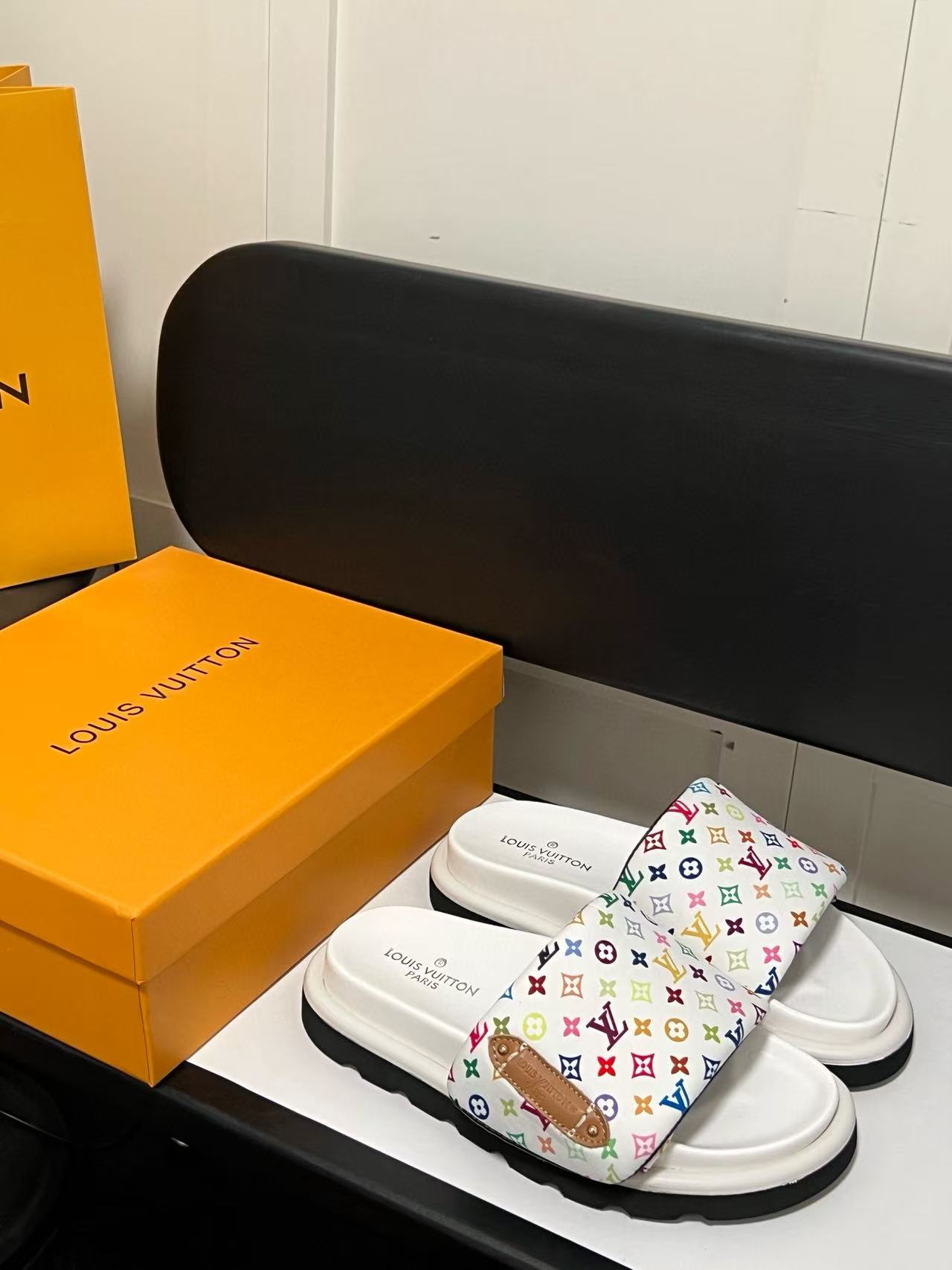 LVプリントスリッパ【50％割引+送料無料】
