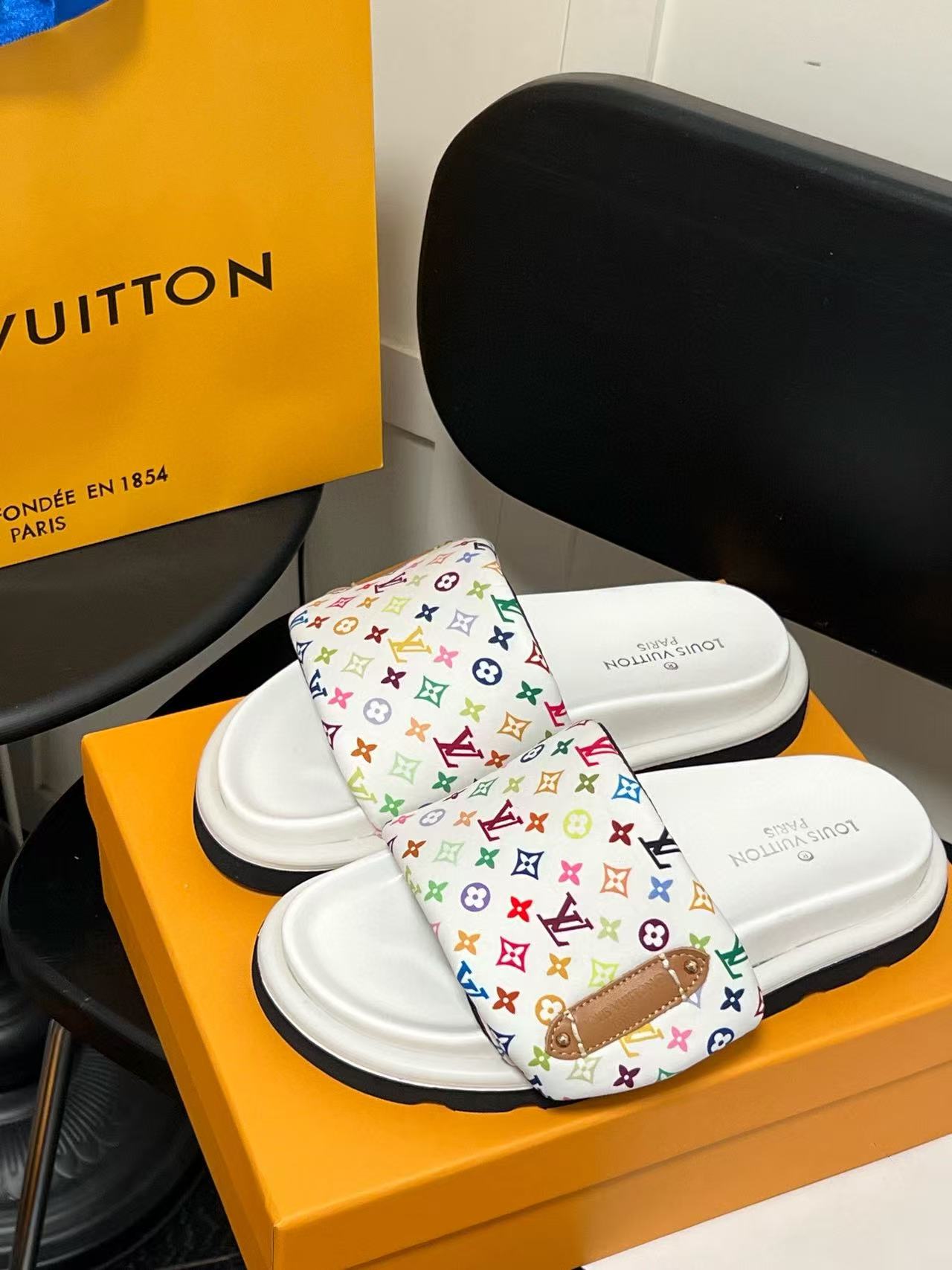 LVプリントスリッパ【50％割引+送料無料】