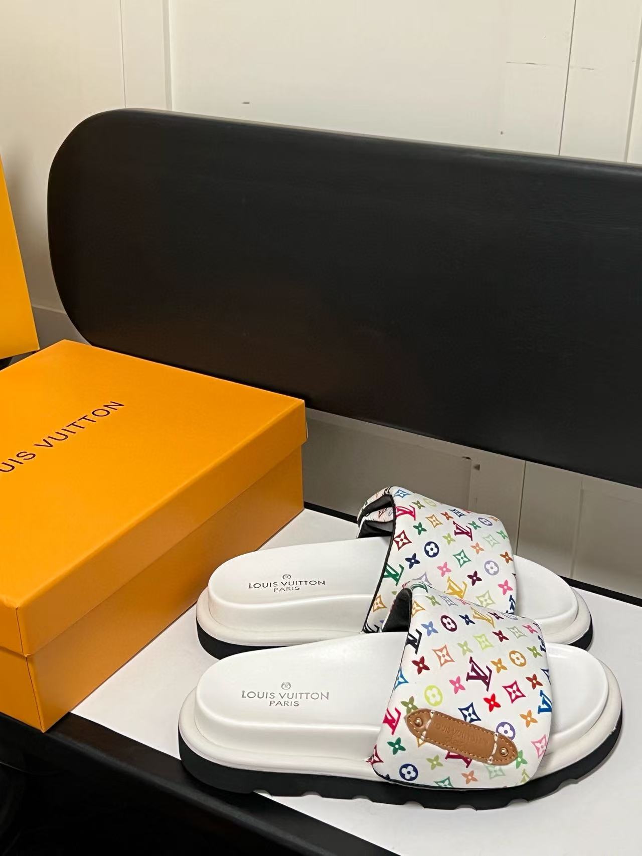 LVプリントスリッパ【50％割引+送料無料】