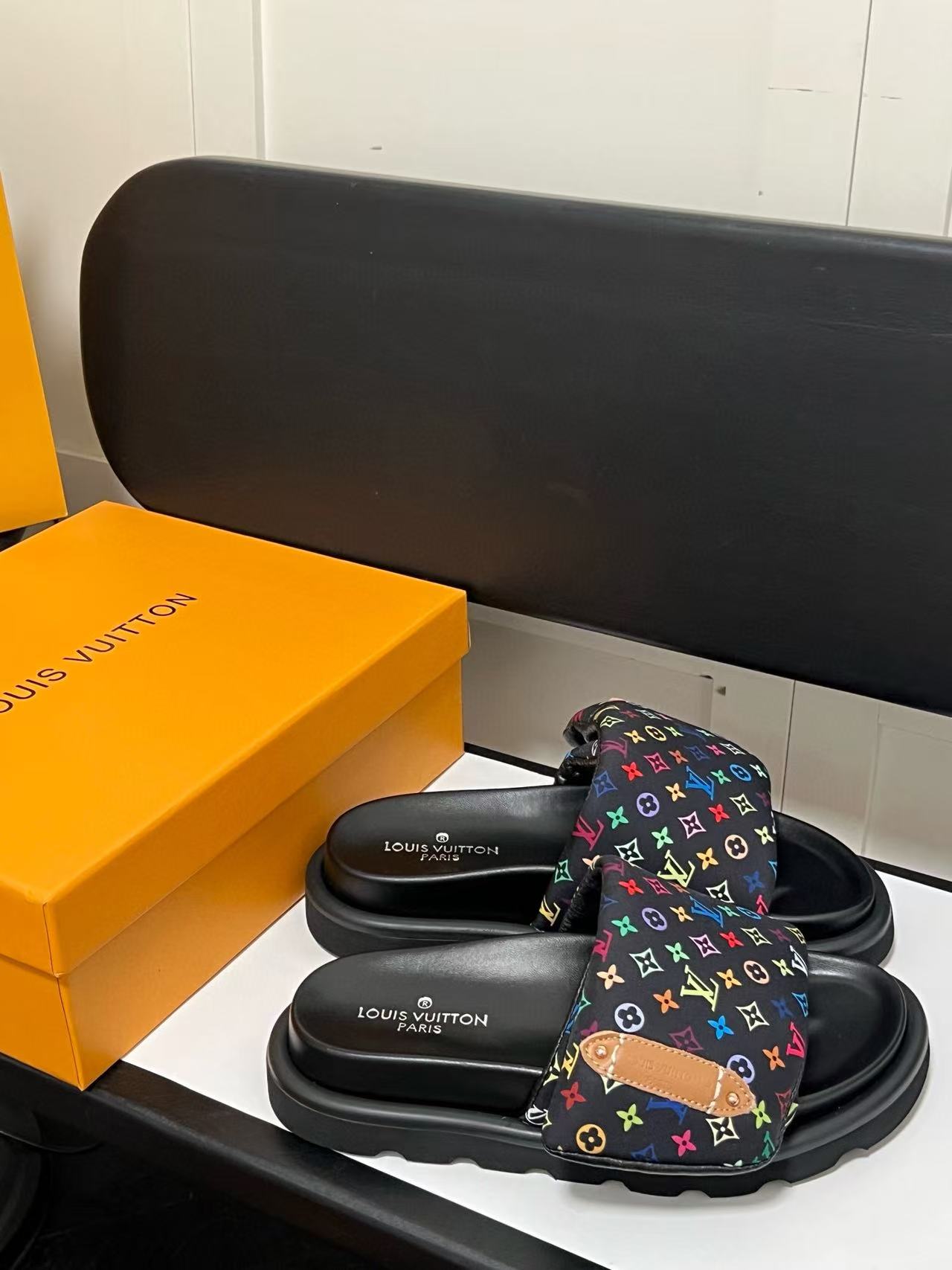 LVプリントスリッパ【50％割引+送料無料】
