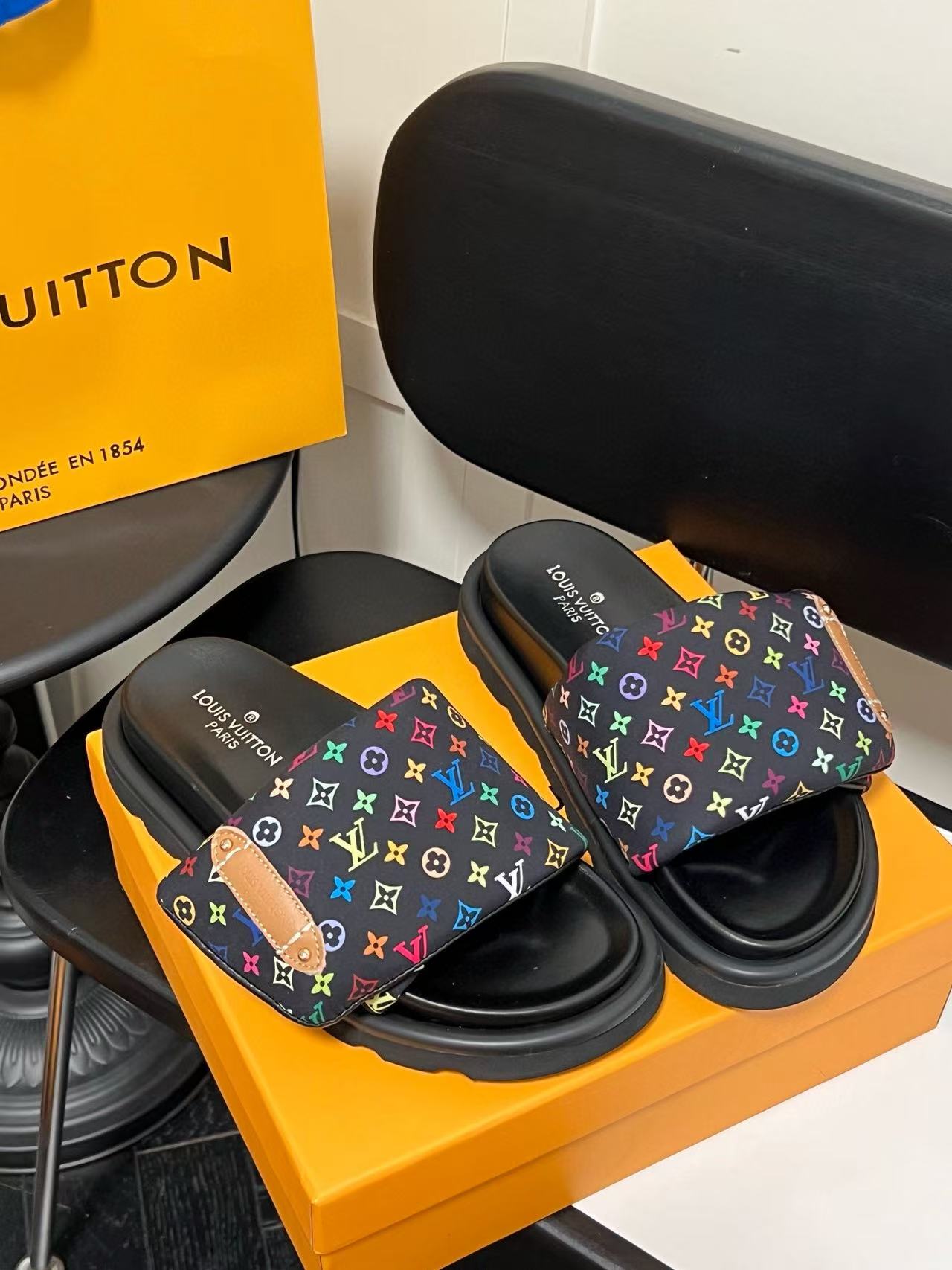 LVプリントスリッパ【50％割引+送料無料】