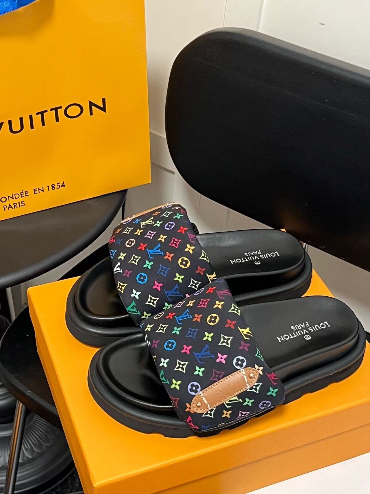 LVプリントスリッパ【50％割引+送料無料】