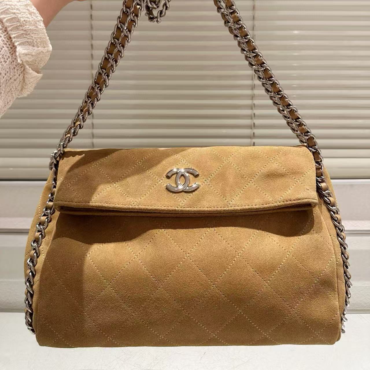 CHANE1 ディアスキンチェーン アンダーアームバッグ【50％割引+送料無料】