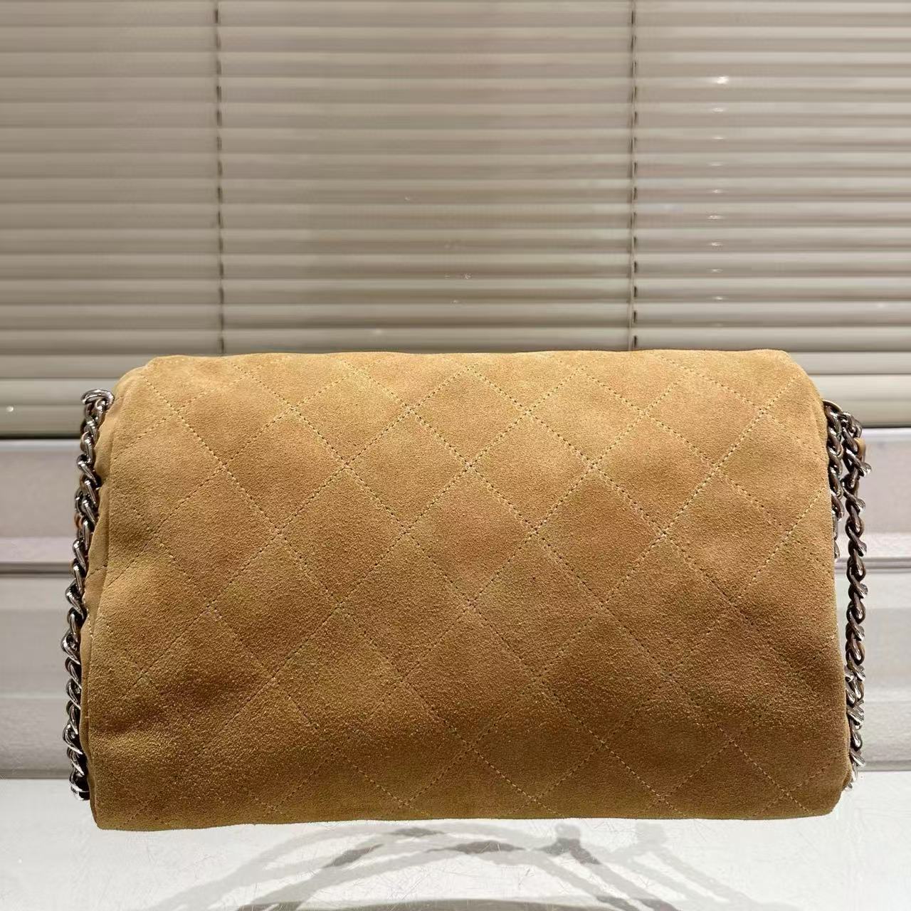 CHANE1 ディアスキンチェーン アンダーアームバッグ【50％割引+送料無料】