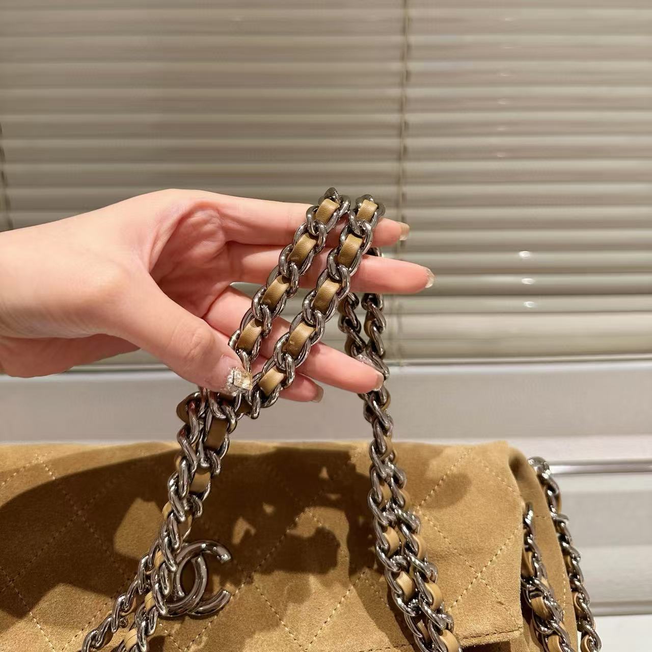 CHANE1 ディアスキンチェーン アンダーアームバッグ【50％割引+送料無料】