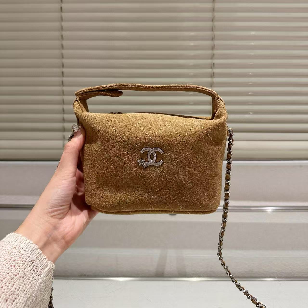 CHANE1 ディアスキンチェーンハンドバッグ【50％割引+送料無料】