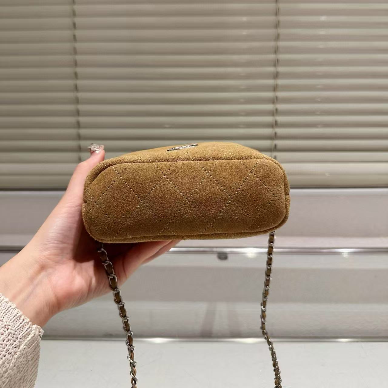 CHANE1 ディアスキンチェーンハンドバッグ【50％割引+送料無料】