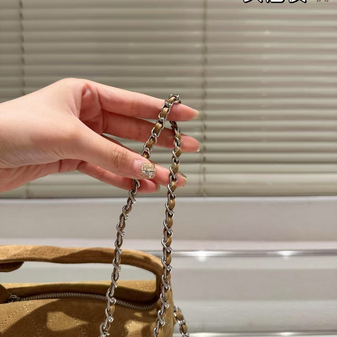 CHANE1 ディアスキンチェーンハンドバッグ【50％割引+送料無料】