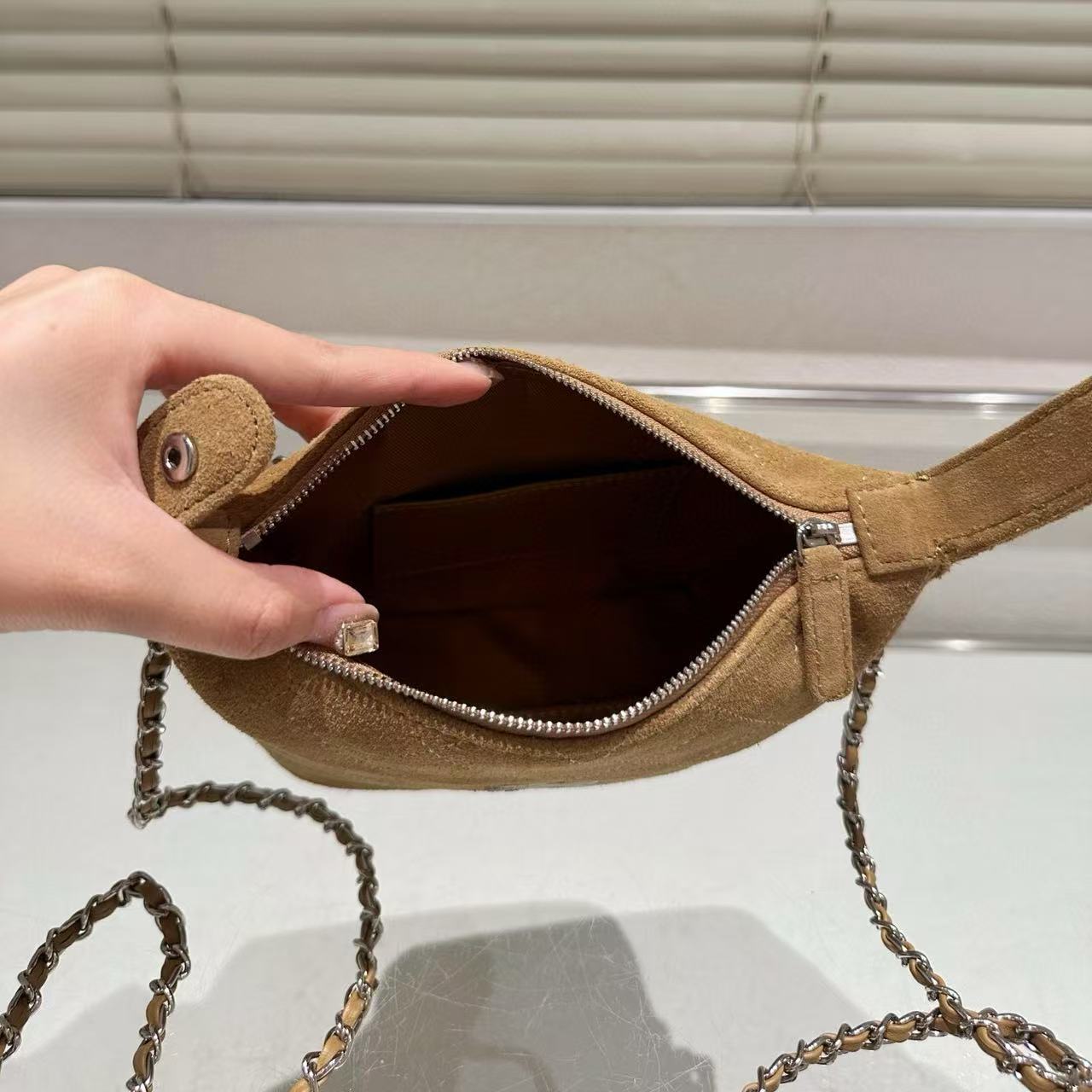 CHANE1 ディアスキンチェーンハンドバッグ【50％割引+送料無料】